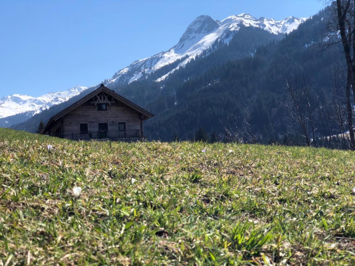 Alpenburg Luxury Apartments Wald am Arlberg Exterior foto