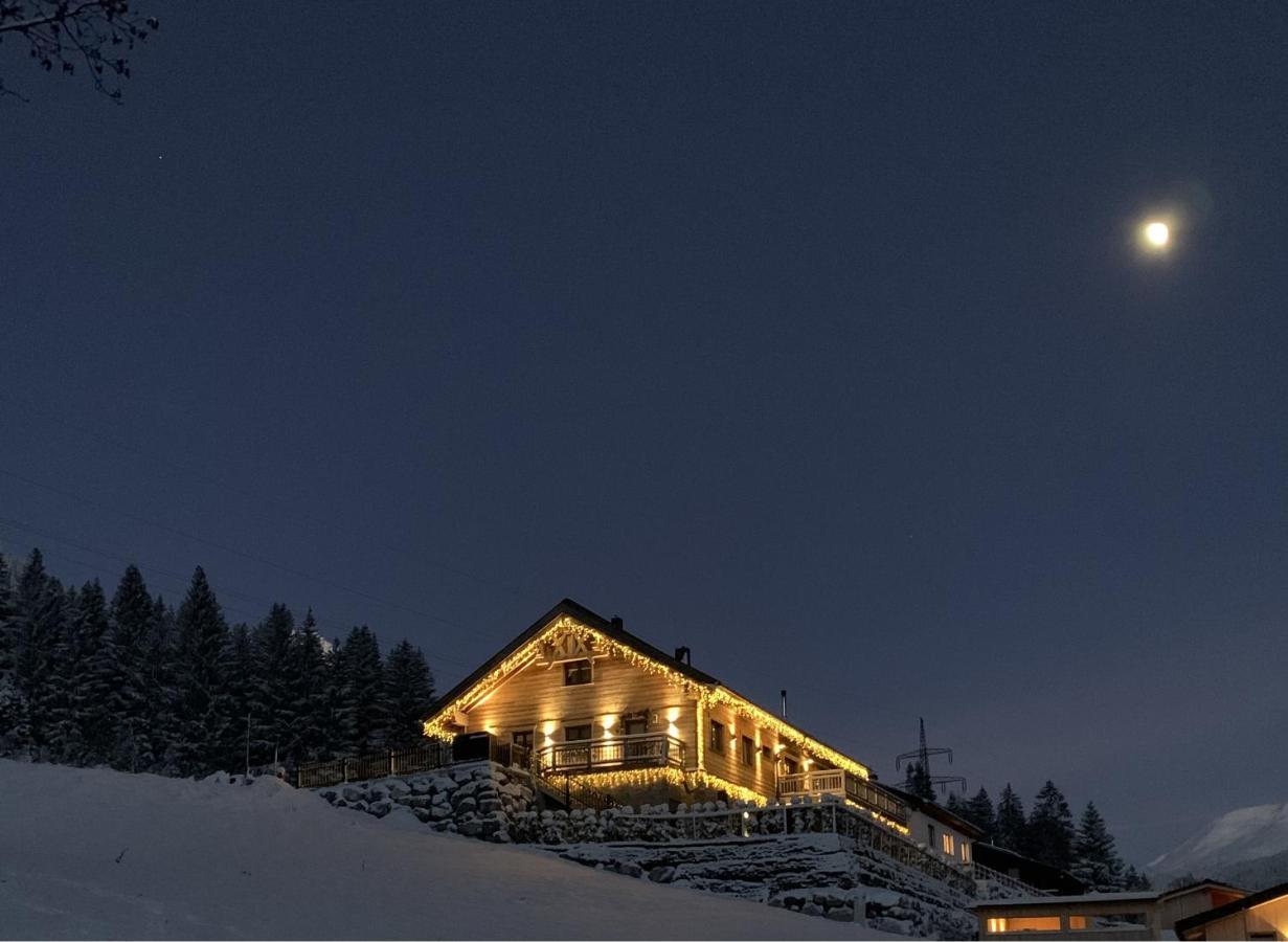 Alpenburg Luxury Apartments Wald am Arlberg Exterior foto