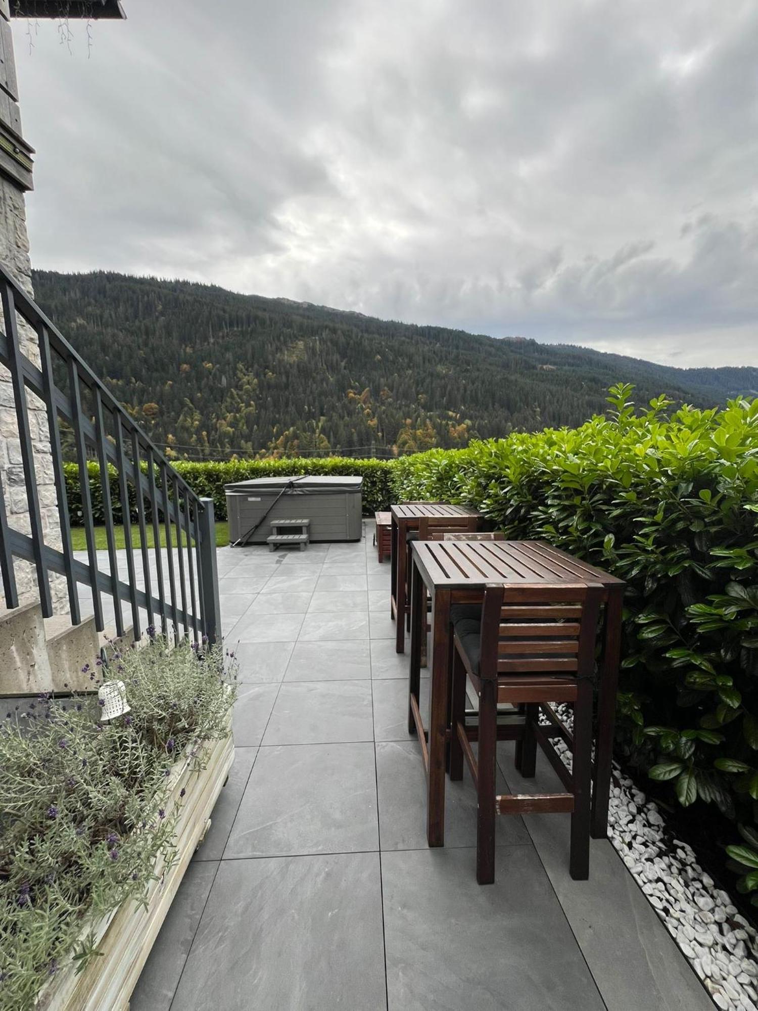 Alpenburg Luxury Apartments Wald am Arlberg Exterior foto