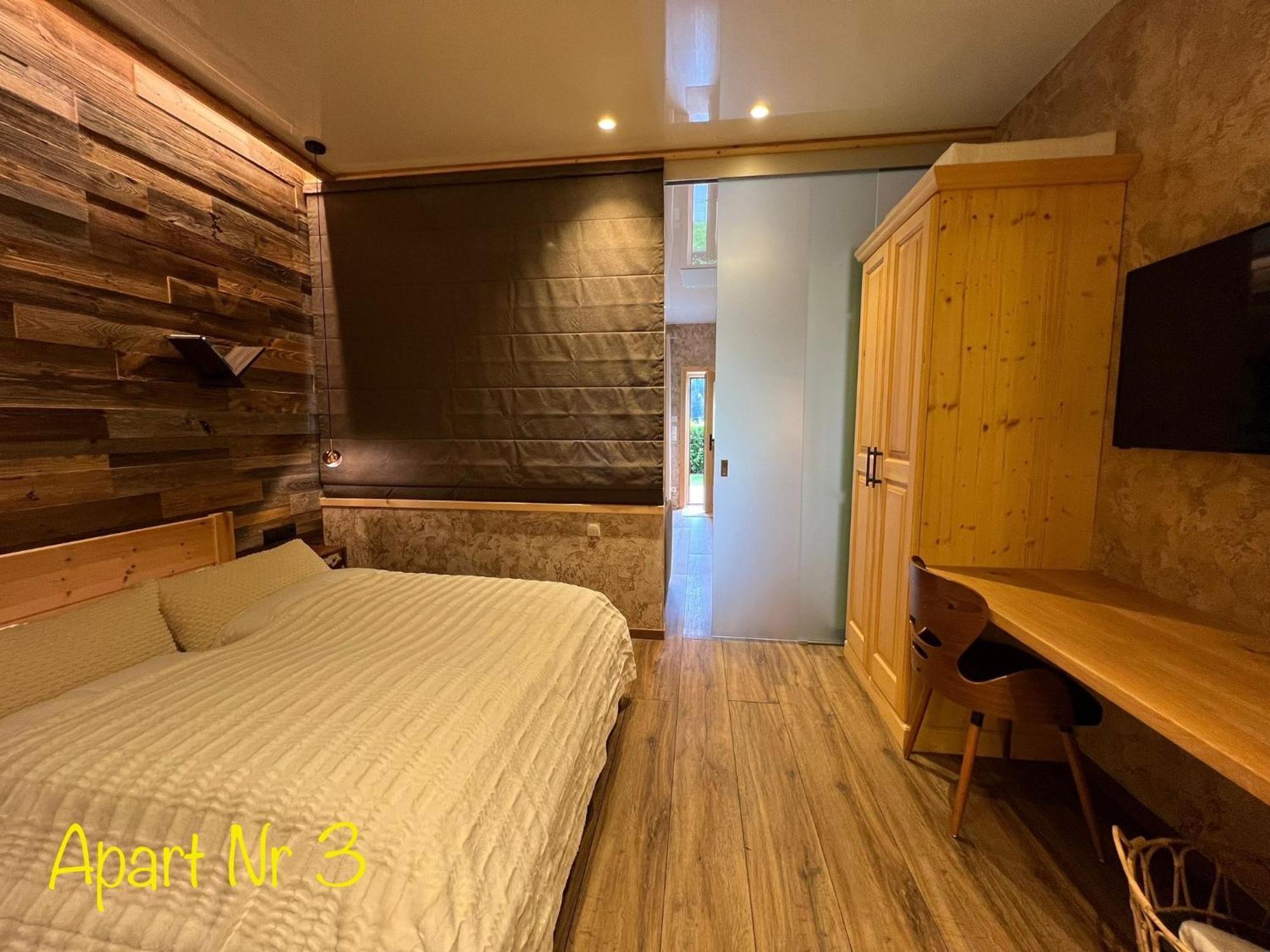 Alpenburg Luxury Apartments Wald am Arlberg Exterior foto